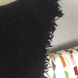 Aritzia 100% wool blanket scarf